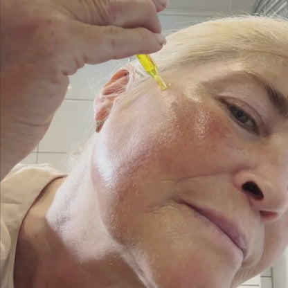 GlowRenew™ – Retinol Boost Face Oil